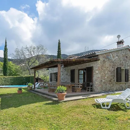 Stupendo Rustico In Pietra Hébergement de vacances Castellina Marittima