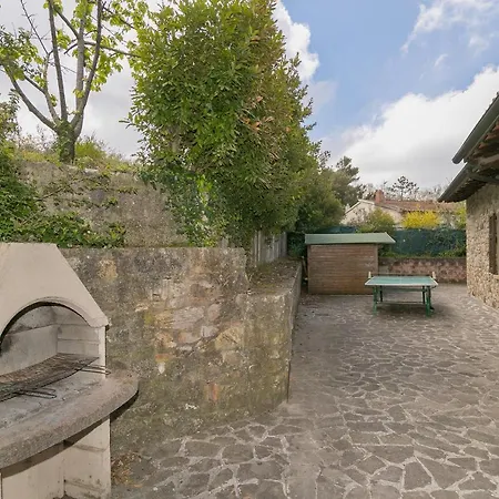 Stupendo Rustico In Pietra Hébergement de vacances