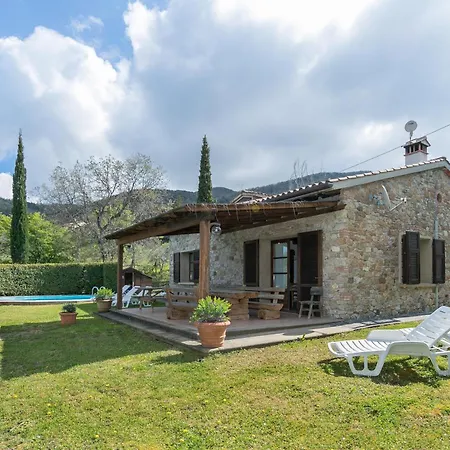 Stupendo Rustico In Pietra Casa vacanze *