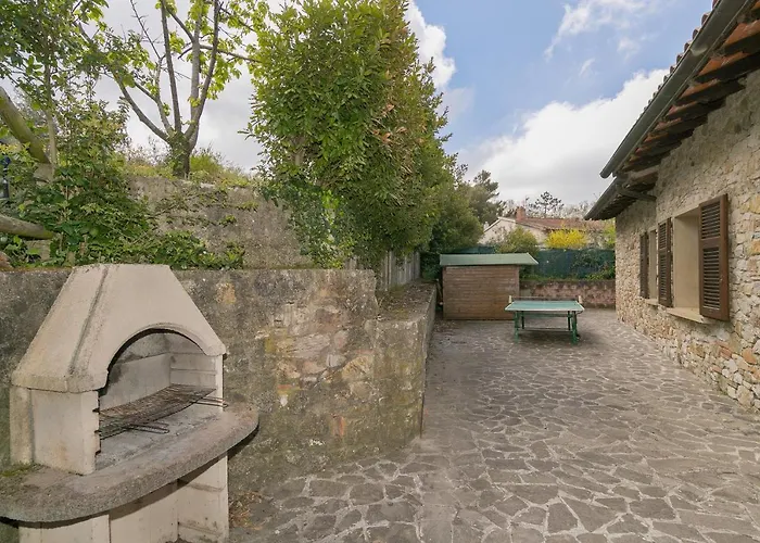 Stupendo Rustico In Pietra Hébergement de vacances